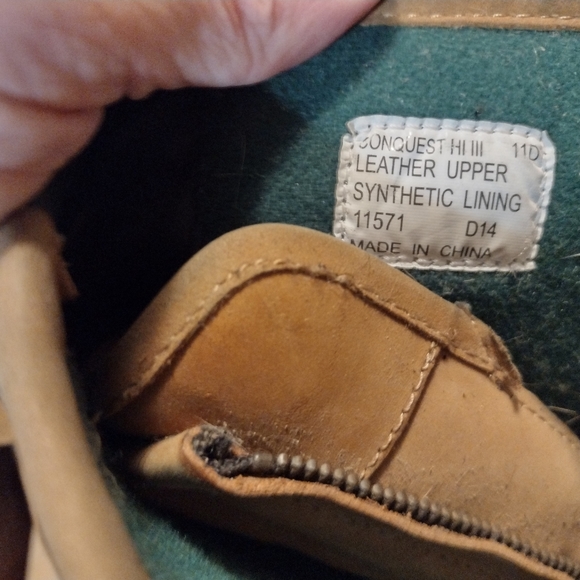 Men's boots - Picture 3 of 3